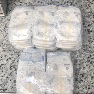 🎃 28 Size 3 Huggies Overnites Baby Diapers Nwot